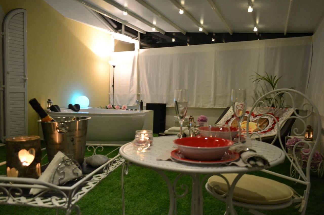 B&B Ravenna In Love Relax Conventello Bagian luar foto